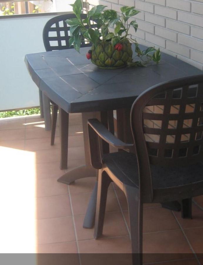 Apartamento En Segunda Linea De Mar, Wifi & A.C Cubelles Zewnętrze zdjęcie
